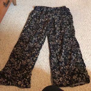 Lose fit pants